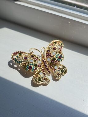 KOVONCHY Gold Butterfly Brooch with Multicolor Stones